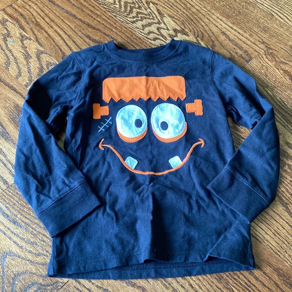 Halloween ready boys long sleeve tee!